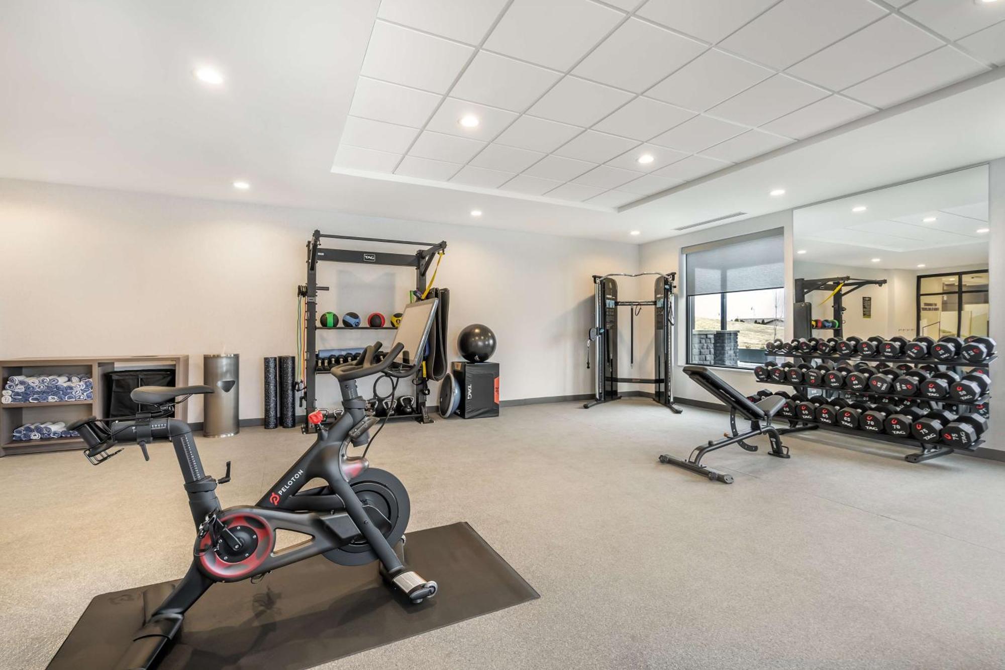Home2 Suites By Hilton Reynoldsburg Columbus East ภายนอก รูปภาพ