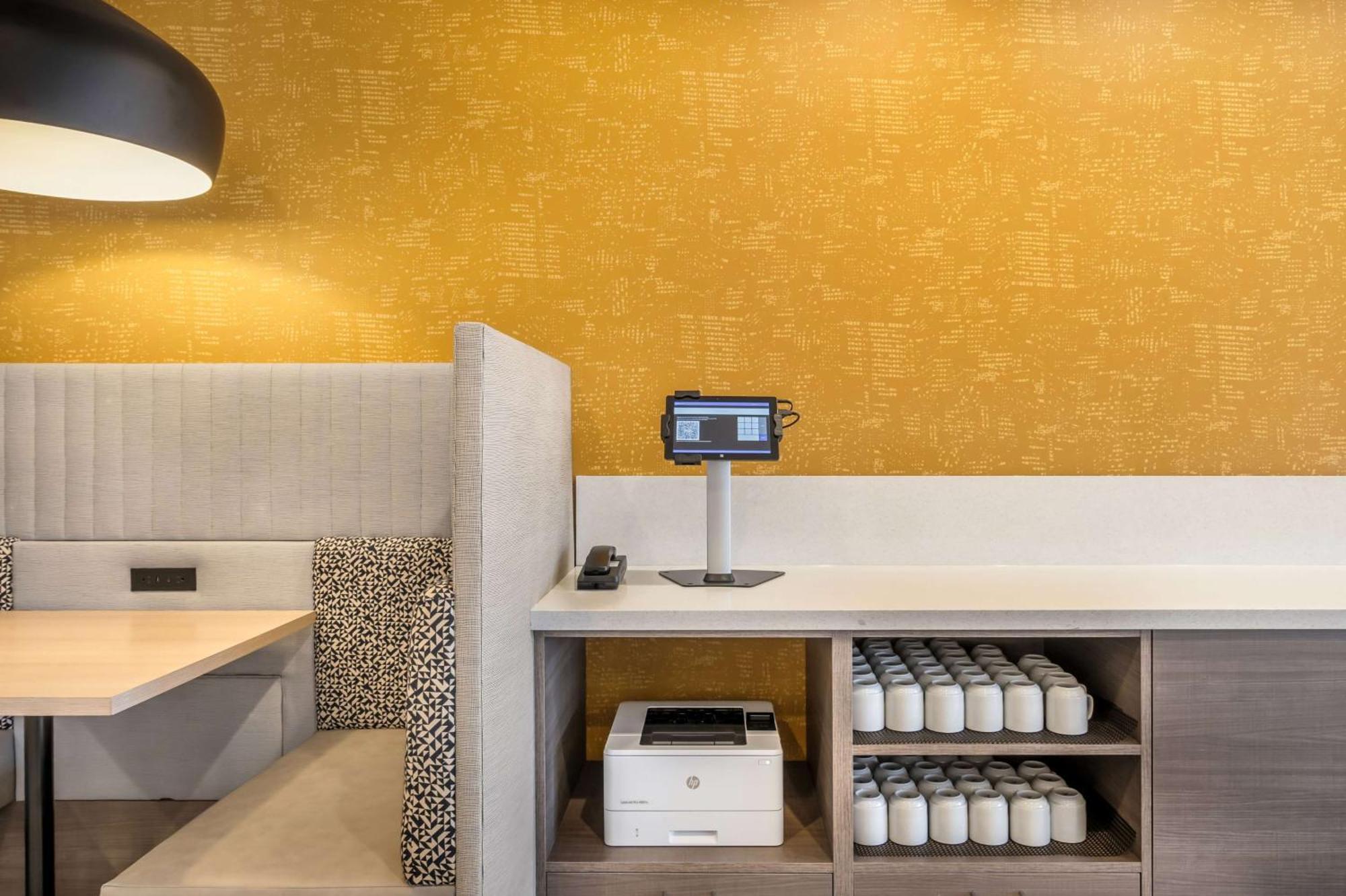 Home2 Suites By Hilton Reynoldsburg Columbus East ภายนอก รูปภาพ